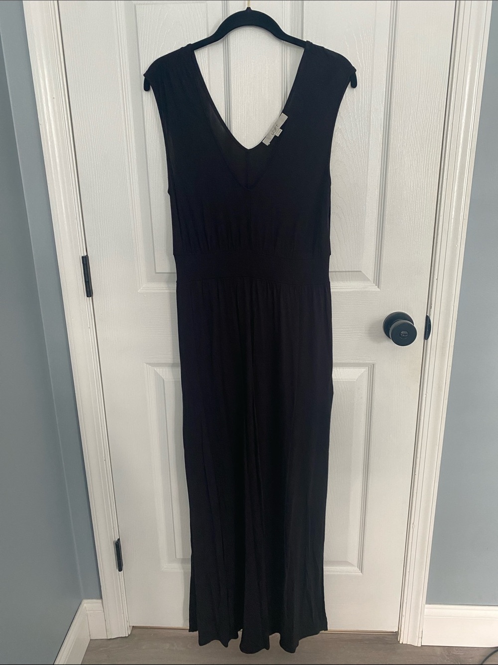 LOFT Black Sleeveless V-Neck Maxi